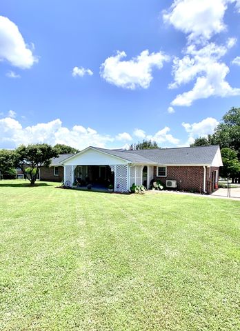 106 Chattin St, Winchester, TN 37398