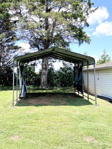 106 Chattin St, Winchester, TN 37398