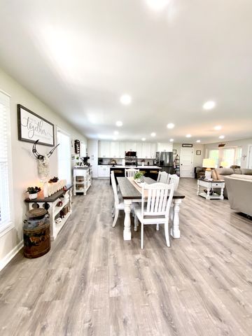 106 Chattin St, Winchester, TN 37398