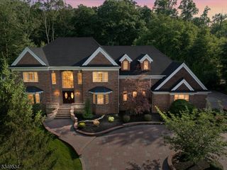 27 Parkwood Ln, Bernards Twp., NJ 07920