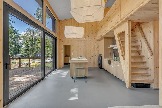 36 Waters Edge Way B, Tracy City, TN 37387