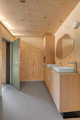 36 Waters Edge Way B, Tracy City, TN 37387