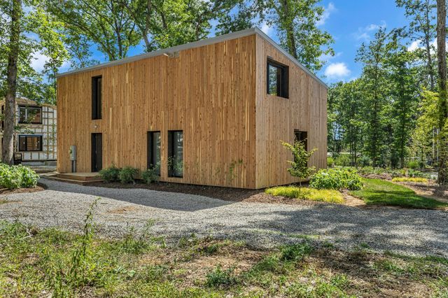 36 Waters Edge Way B, Tracy City, TN 37387