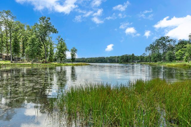 36 Waters Edge Way B, Tracy City, TN 37387