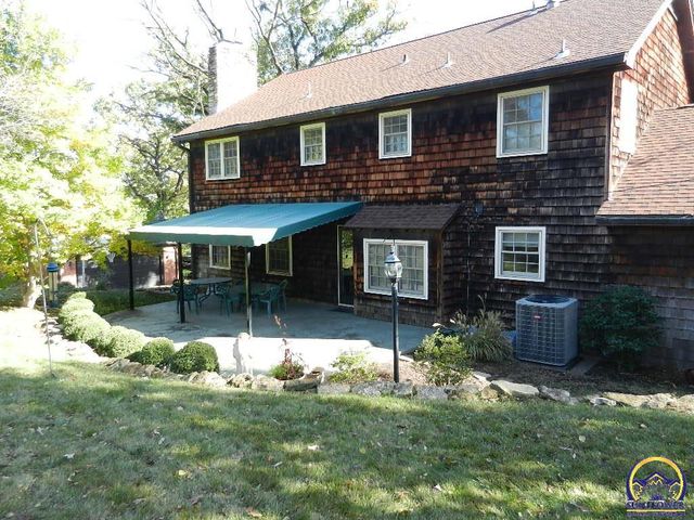 2761 SW Plass AVE, Topeka, KS 66611