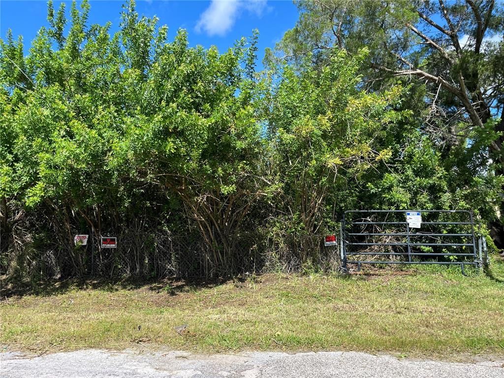 Image 2 of property listing at 5427 VAN DOREN AVENUE, New Port Richey, FL 34652
