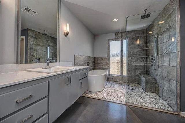 17305 Sparrow Hawk Lane, Edmond, OK 73012