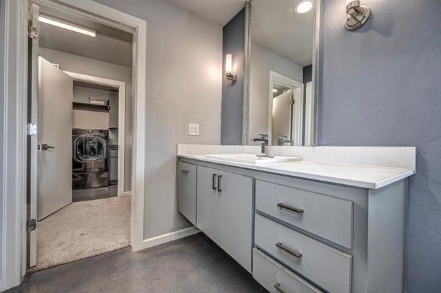 17305 Sparrow Hawk Lane, Edmond, OK 73012