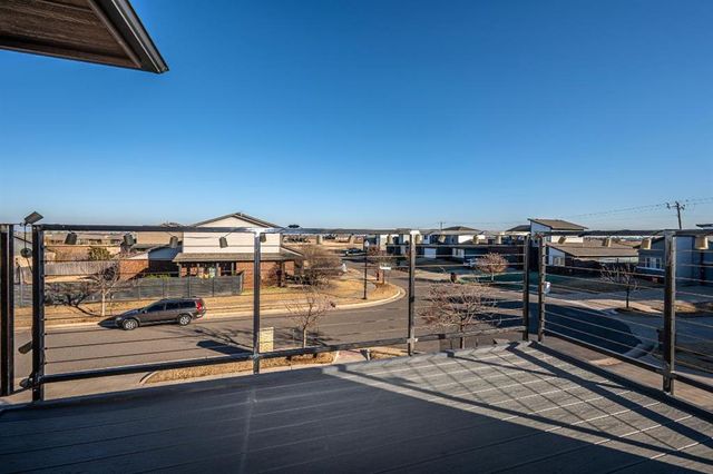 17305 Sparrow Hawk Lane, Edmond, OK 73012