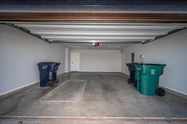 17305 Sparrow Hawk Lane, Edmond, OK 73012