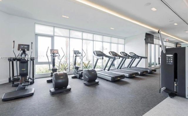 17111 Biscayne Boulevard 208, North Miami Beach, FL 33160