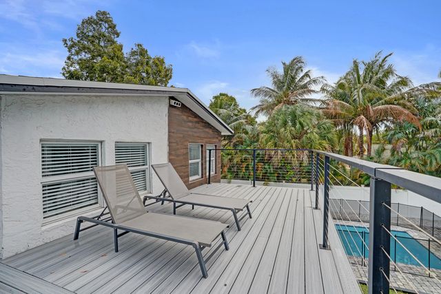 311 SE 3rd Avenue, Delray Beach, FL 33483