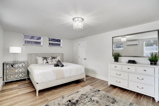 311 SE 3rd Avenue, Delray Beach, FL 33483