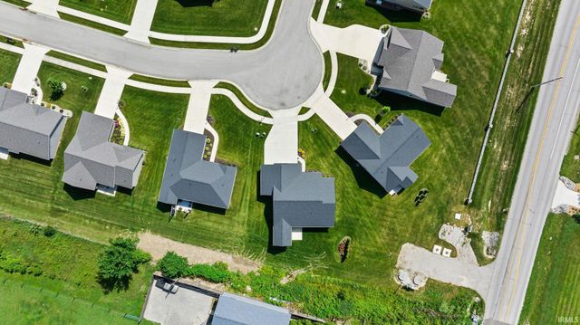 13407 Martingale Cove, Grabill, IN 46741