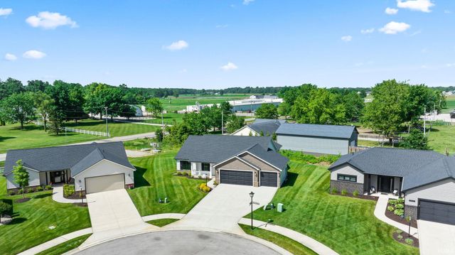 13407 Martingale Cove, Grabill, IN 46741