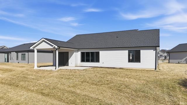 13407 Martingale Cove, Grabill, IN 46741