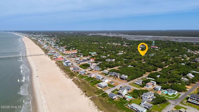 313 Mercer Street, Oak Island, NC 28465