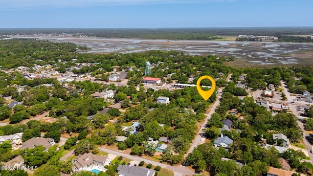 313 Mercer Street, Oak Island, NC 28465