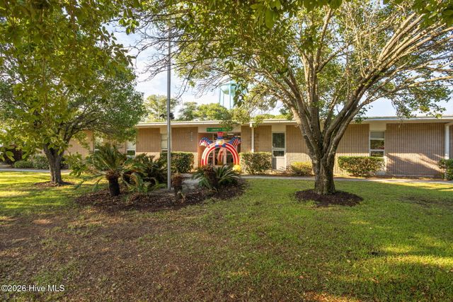 313 Mercer Street, Oak Island, NC 28465