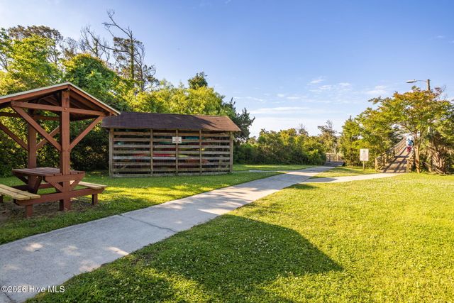 313 Mercer Street, Oak Island, NC 28465