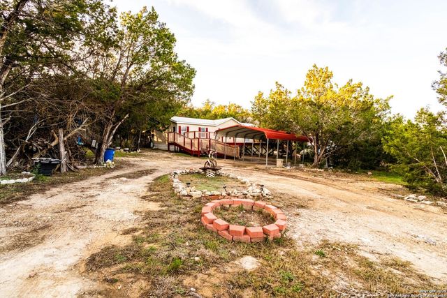 1148 Sequoia Trl, Canyon Lake, TX 78133
