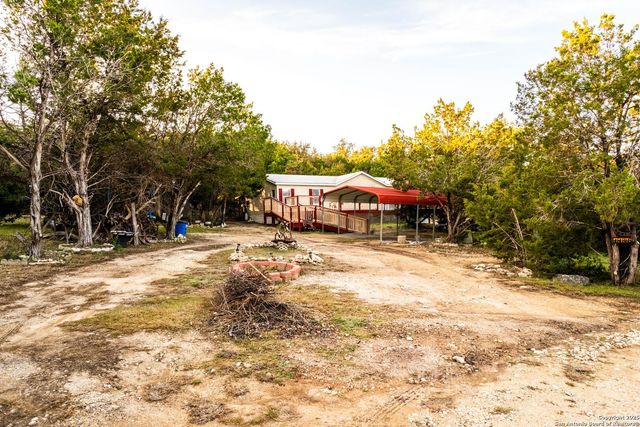 1148 Sequoia Trl, Canyon Lake, TX 78133