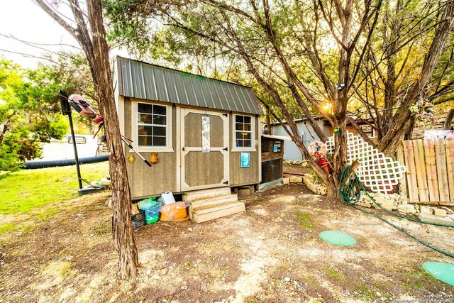 1148 Sequoia Trl, Canyon Lake, TX 78133