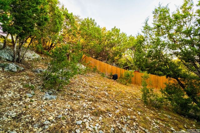 1148 Sequoia Trl, Canyon Lake, TX 78133