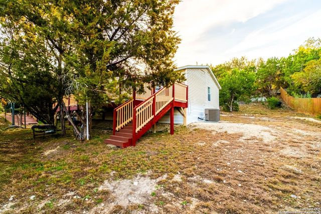 1148 Sequoia Trl, Canyon Lake, TX 78133