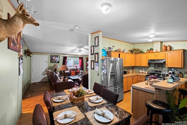 1148 Sequoia Trl, Canyon Lake, TX 78133