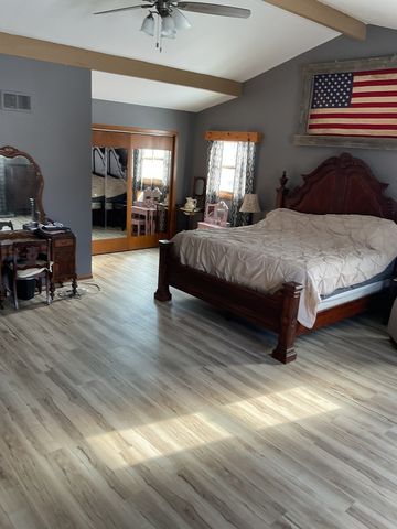 6606 Silver Lake Road, Cary, IL 60013