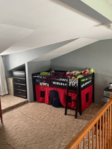 6606 Silver Lake Road, Cary, IL 60013