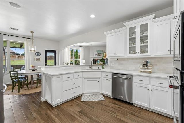 14708 Cottonwood Drive, Edmond, OK 73025