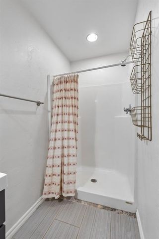 14708 Cottonwood Drive, Edmond, OK 73025