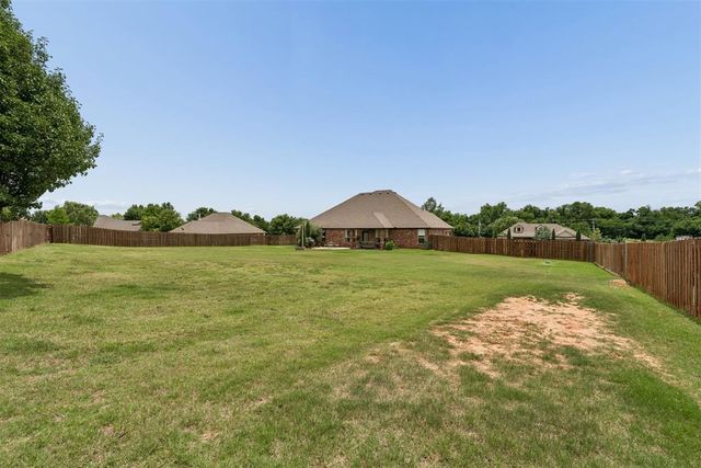14708 Cottonwood Drive, Edmond, OK 73025