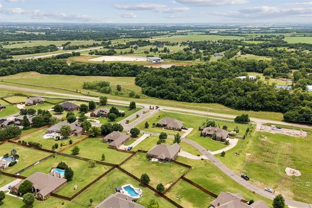 14708 Cottonwood Drive, Edmond, OK 73025