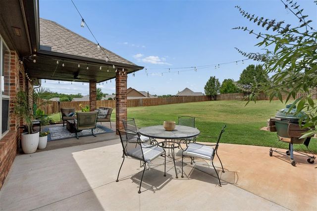 14708 Cottonwood Drive, Edmond, OK 73025