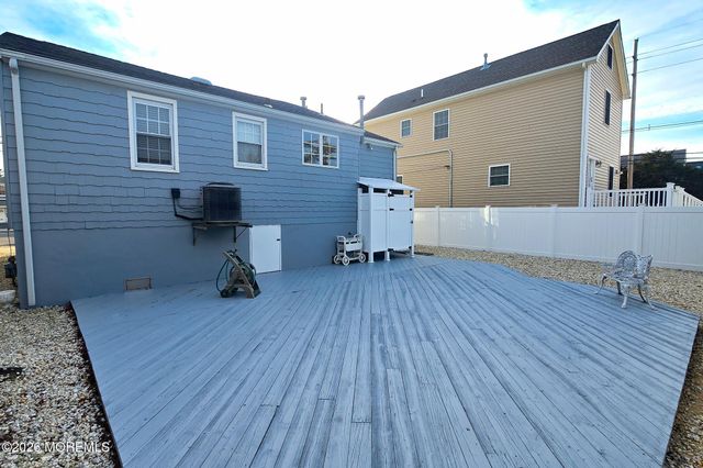 109 President Avenue, Lavallette, NJ 08735