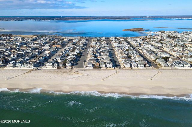 109 President Avenue, Lavallette, NJ 08735