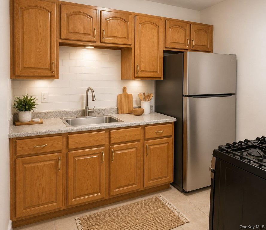 3420 Parsons Boulevard 6B, Flushing, NY 11354 — photo 3