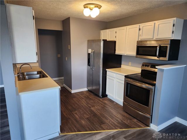 9489 Woodland Hills Drive, West Chester, OH 45011