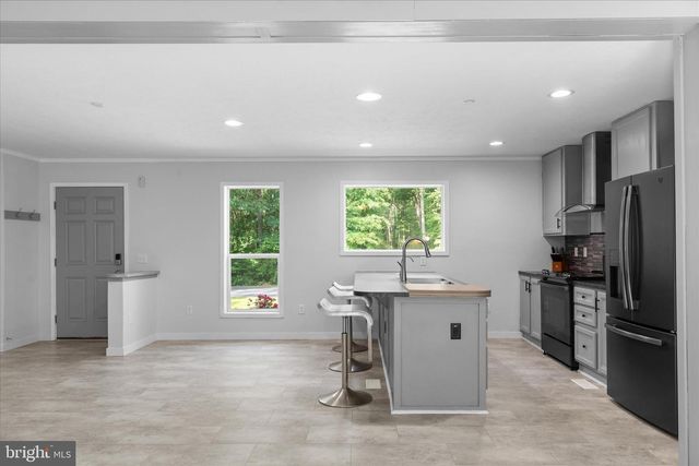 9249 CROPPER ISLAND RD, Newark, MD 21841