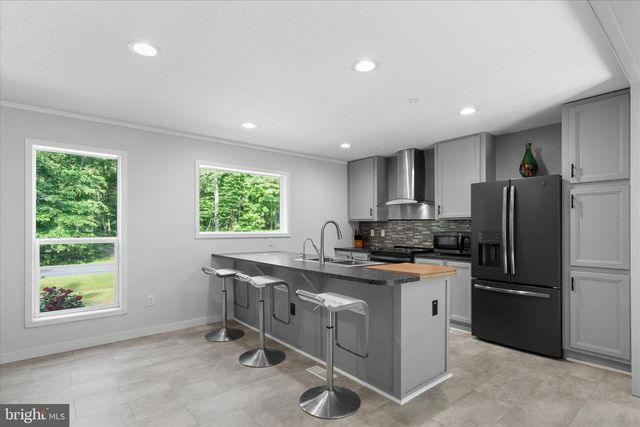9249 CROPPER ISLAND RD, Newark, MD 21841