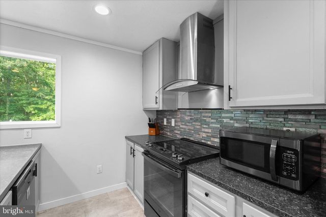 9249 CROPPER ISLAND RD, Newark, MD 21841