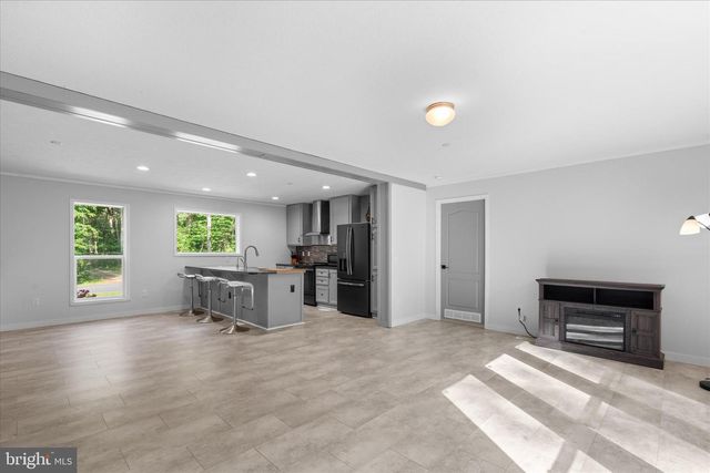9249 CROPPER ISLAND RD, Newark, MD 21841