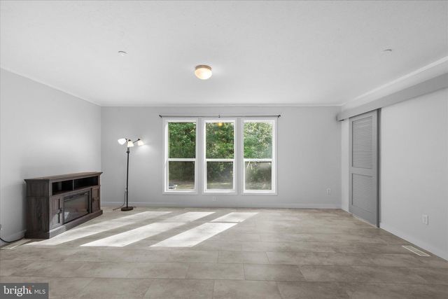 9249 CROPPER ISLAND RD, Newark, MD 21841