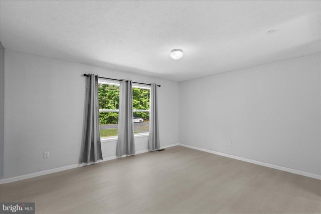 9249 CROPPER ISLAND RD, Newark, MD 21841