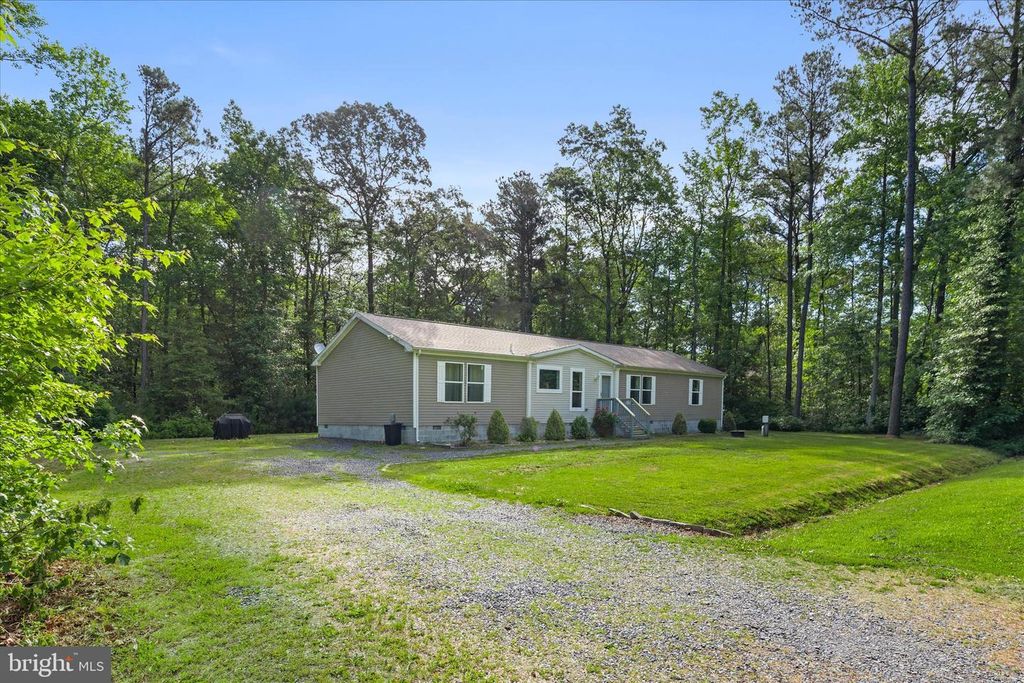 9249 CROPPER ISLAND RD, Newark, MD 21841