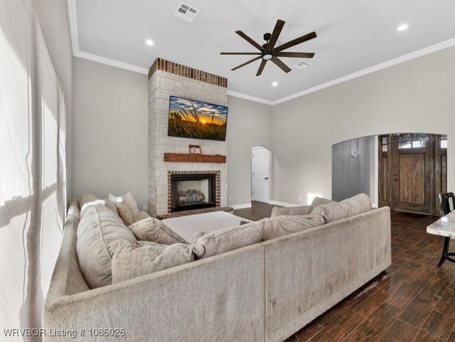 1104 Maple Lane, Stigler, OK 74462