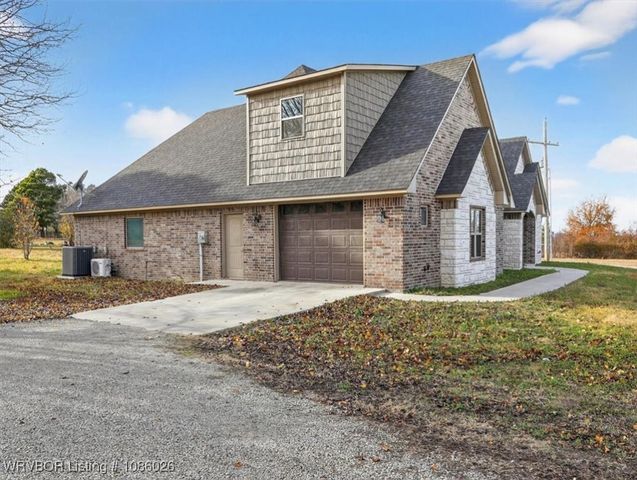 1104 Maple Lane, Stigler, OK 74462